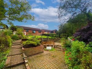 Photo 15- click for photo gallery